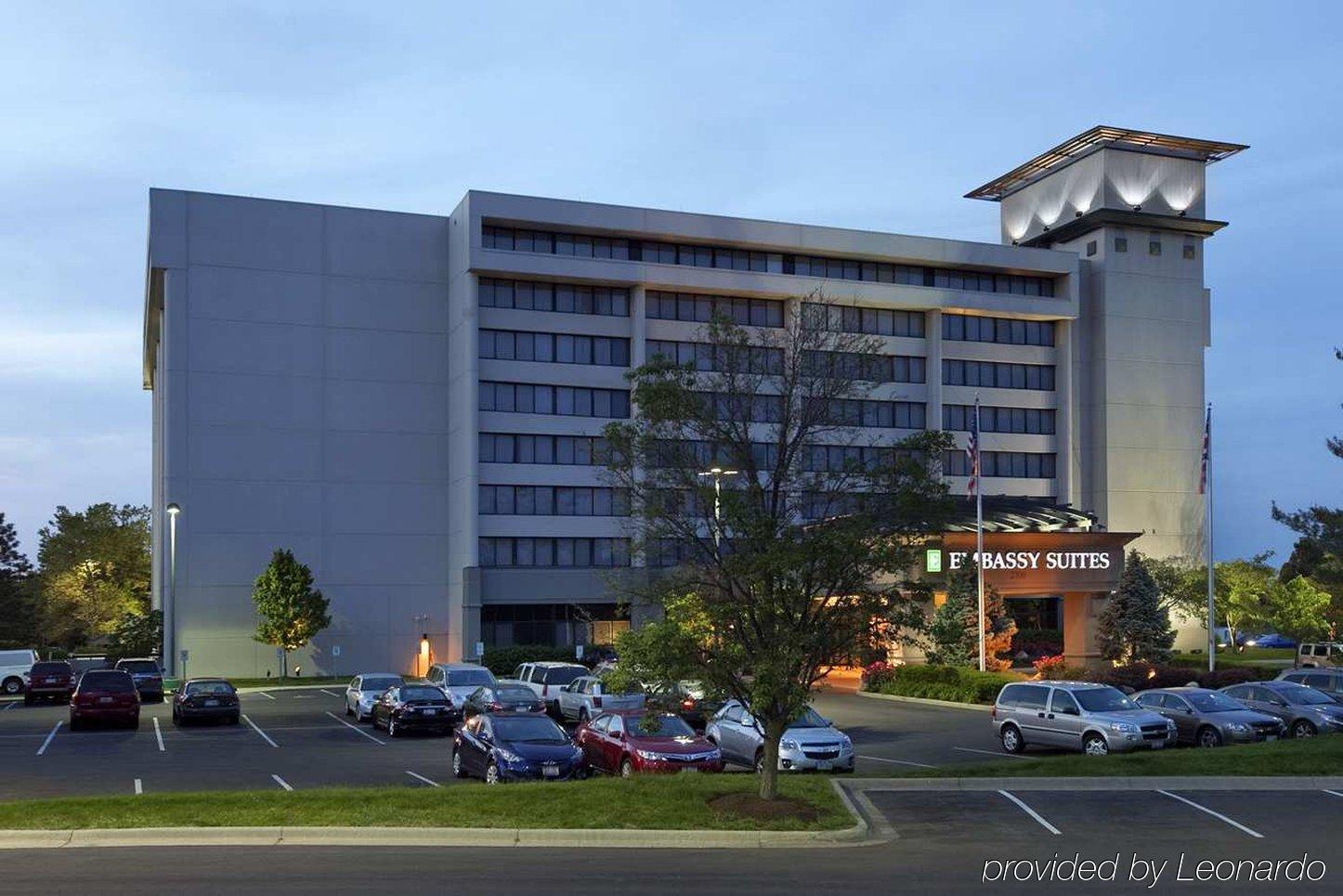Embassy Suites By Hilton Columbus Exterior photo